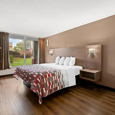 Red Roof Inn Charlotte - Airport Exterior photo